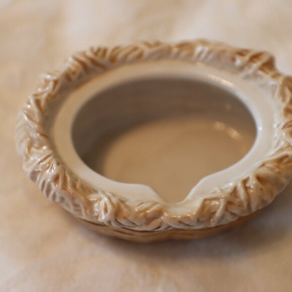 Sakura By Oneida Figural Sugar Bowl & Lid On the Farm - Picture 4 of 14